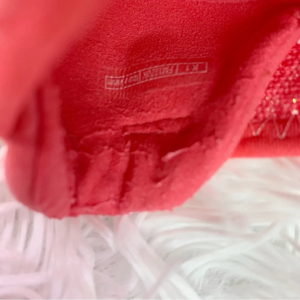 UGG girl Pink Caplan Slip-On Shoes shimmer metallic coral‎